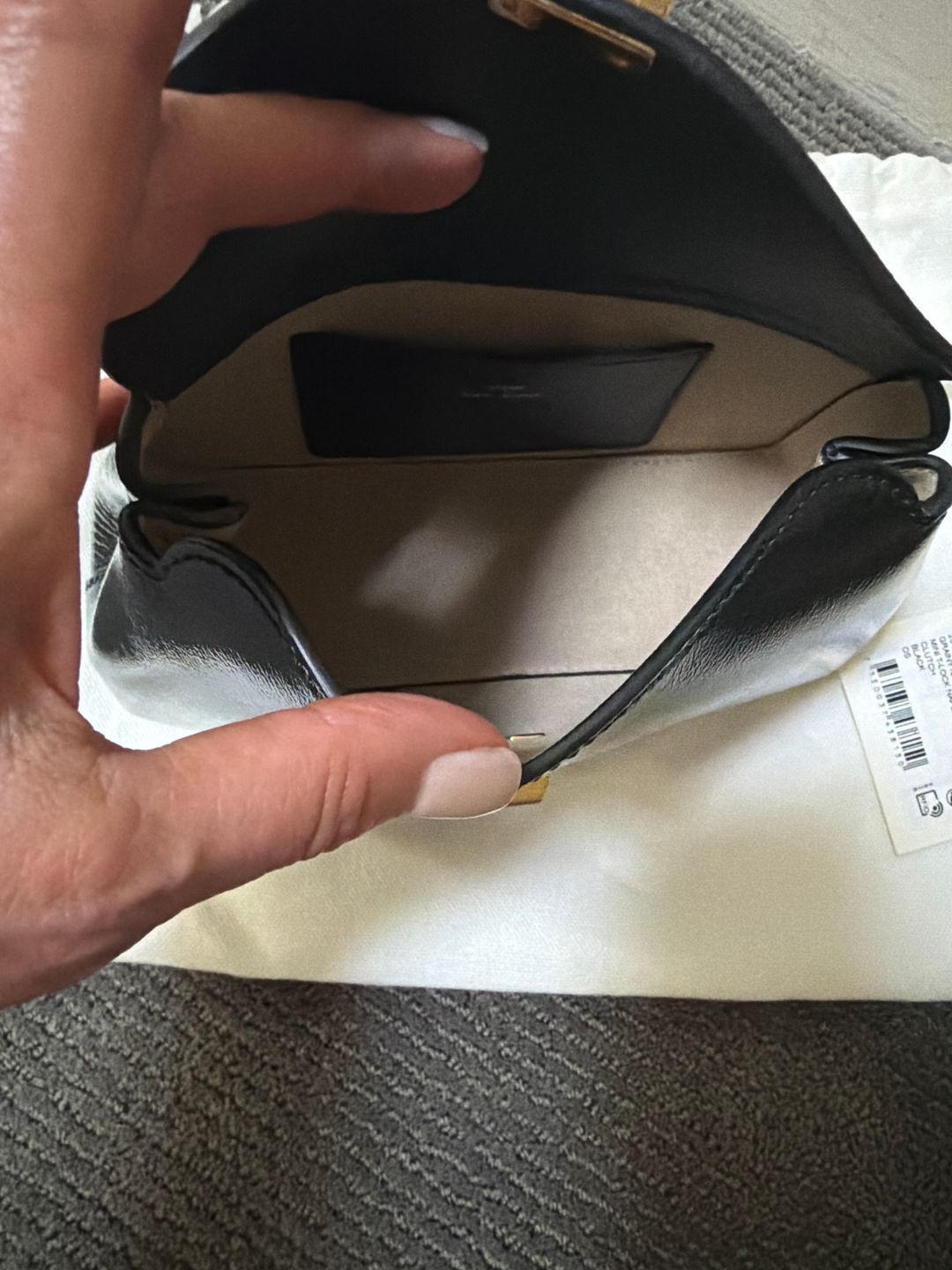 Mini T-lock naplack clutch black