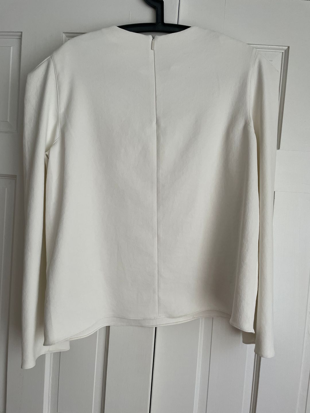 Chalky Drape Square Sleeve Long Sleeve Top