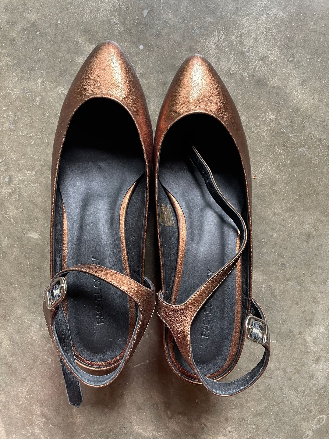 Danes Kitten Heel