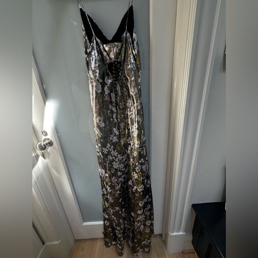 Lurex Floral-print Metallic Silk-blend Maxi Dress in Silver