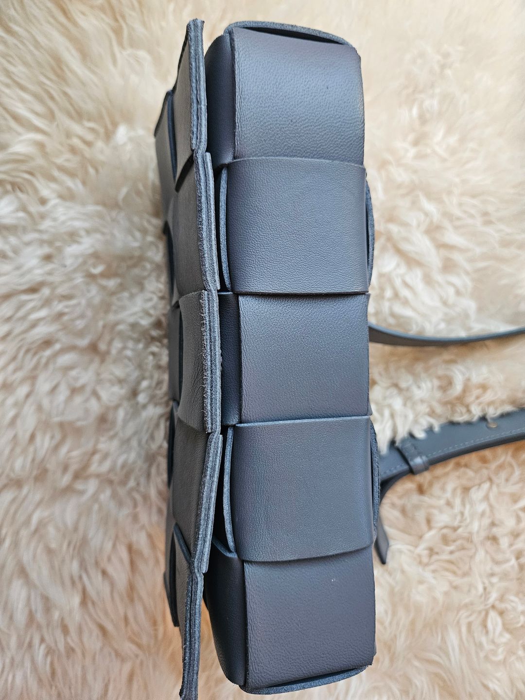 EUC. Bottega Veneta Cassette Bag