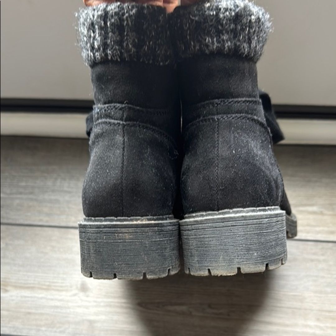 Crown Vintage Black Arctic Bootie with Lace-Up and Zip Design