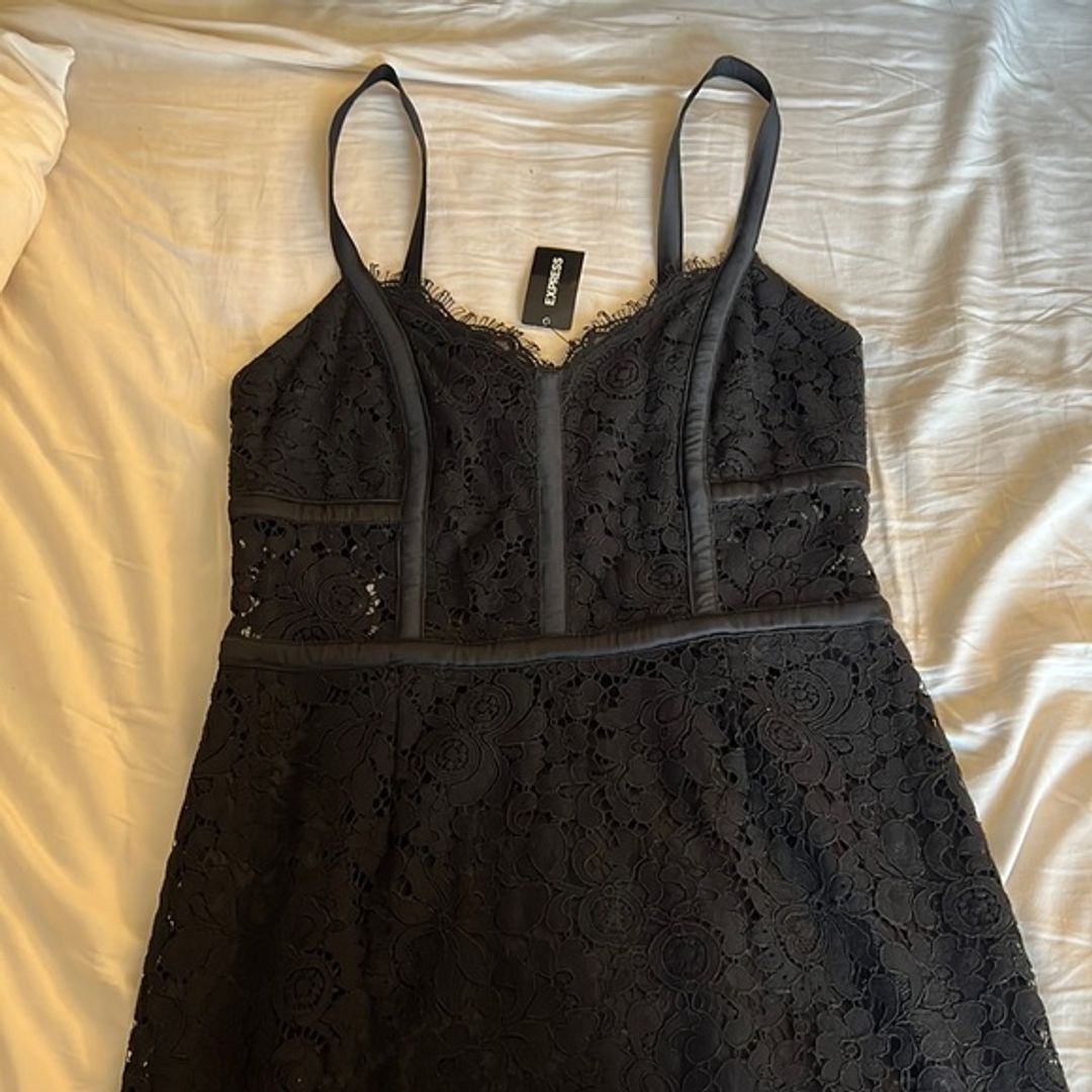 NWT Express Black Lace Bustier Corset Paneled Bodycon Pencil Dress 6