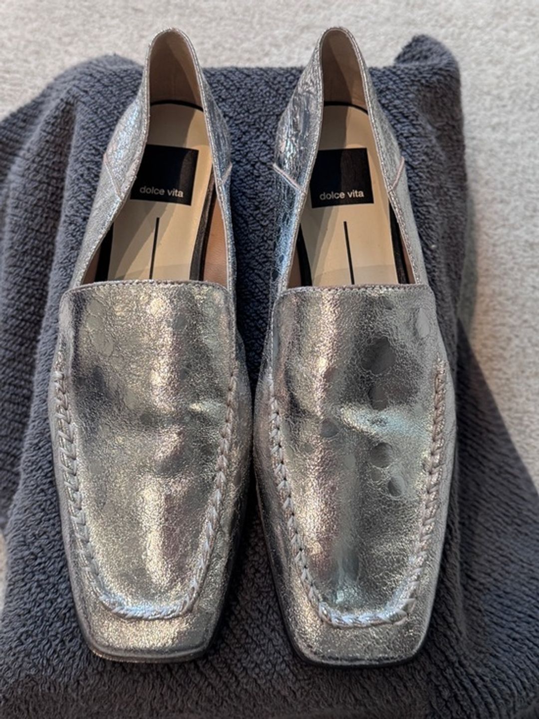Dolce Vita Beny Flats Silver Distressed Leather - Size 8