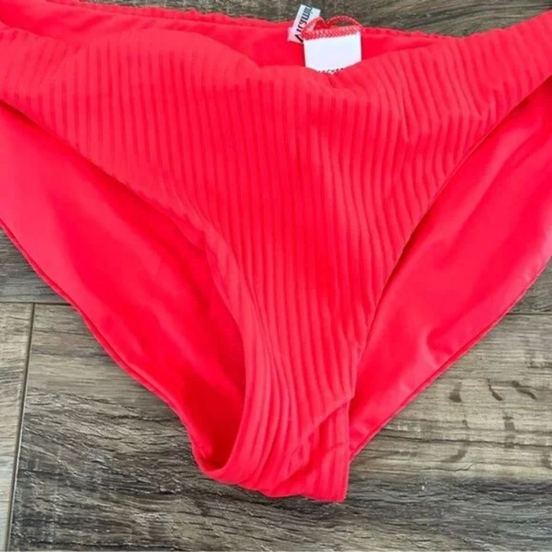 NWT Vitamin A Limited Edition Midori Bikini Bottom