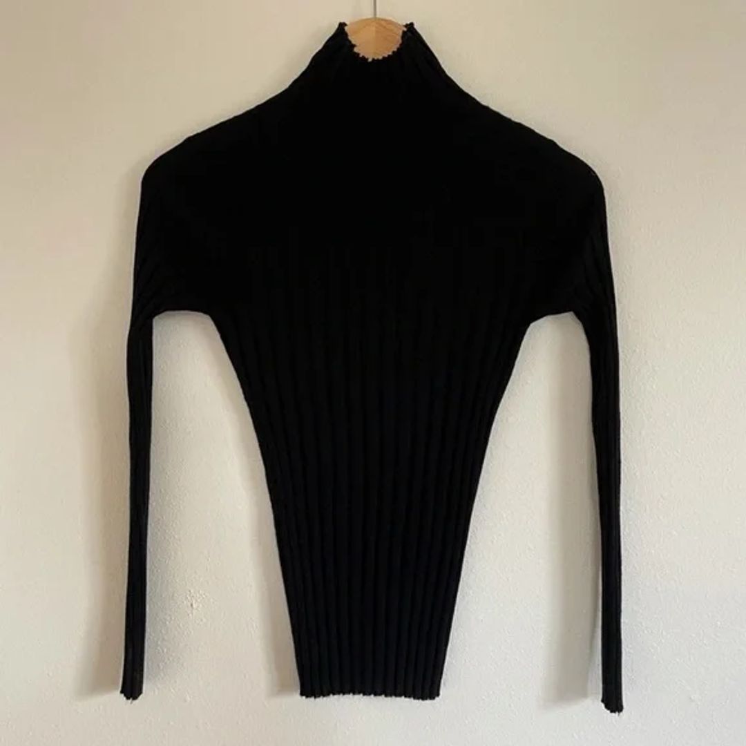 Palmi Knitted Highneck in Black