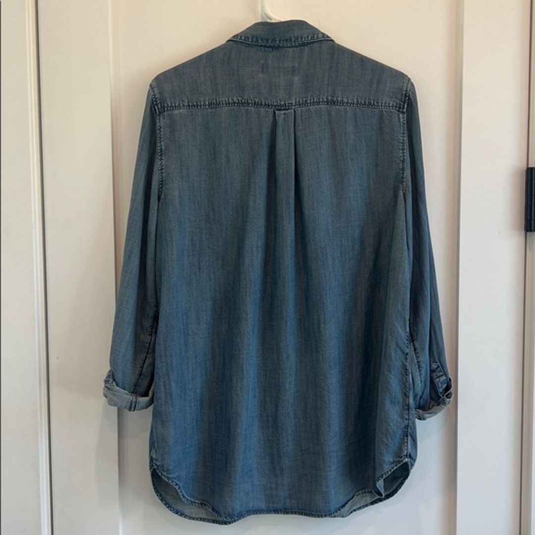 Banana Republic Vintage Denim Button Down Shirt