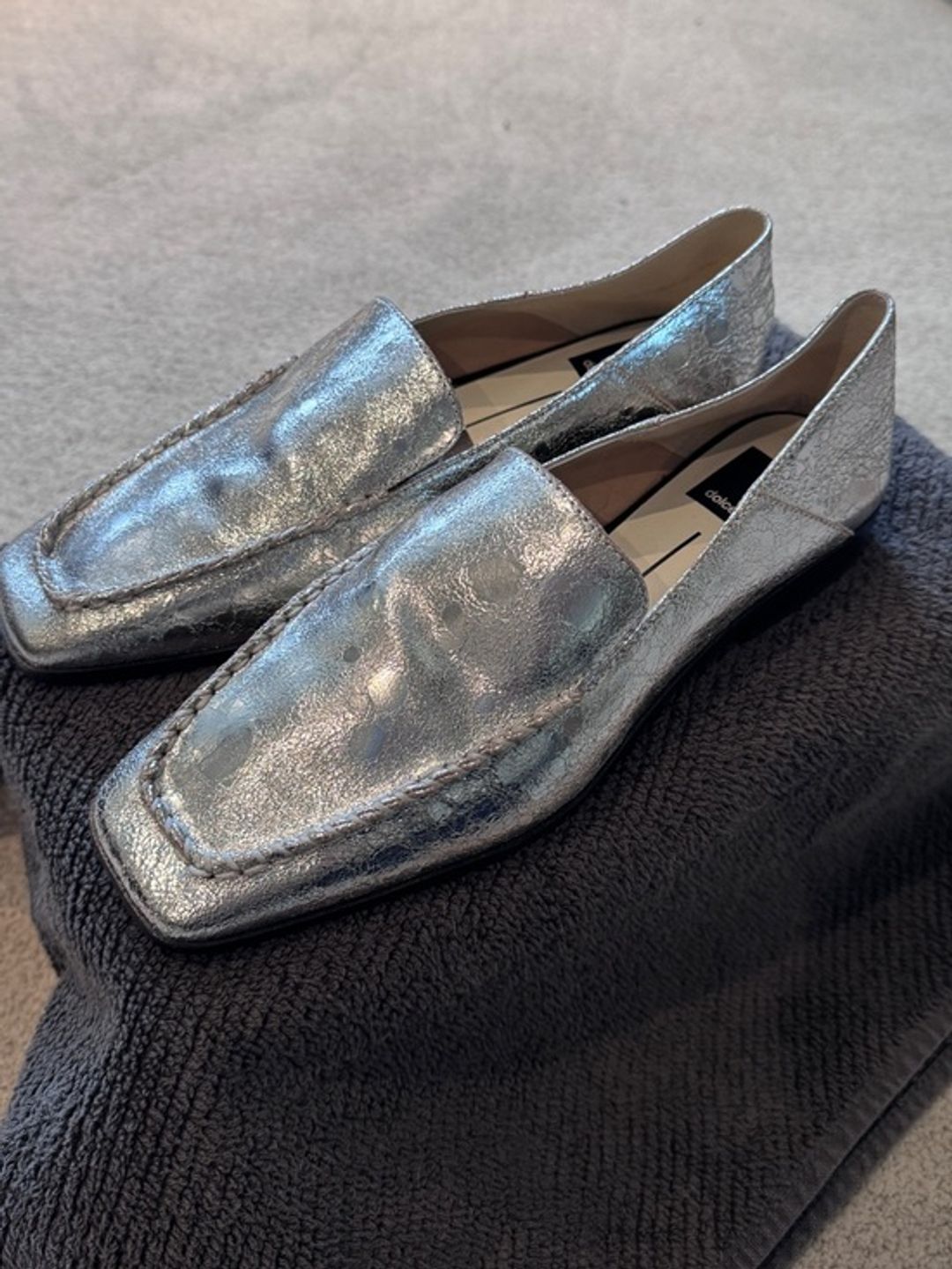 Dolce Vita Beny Flats Silver Distressed Leather - Size 8