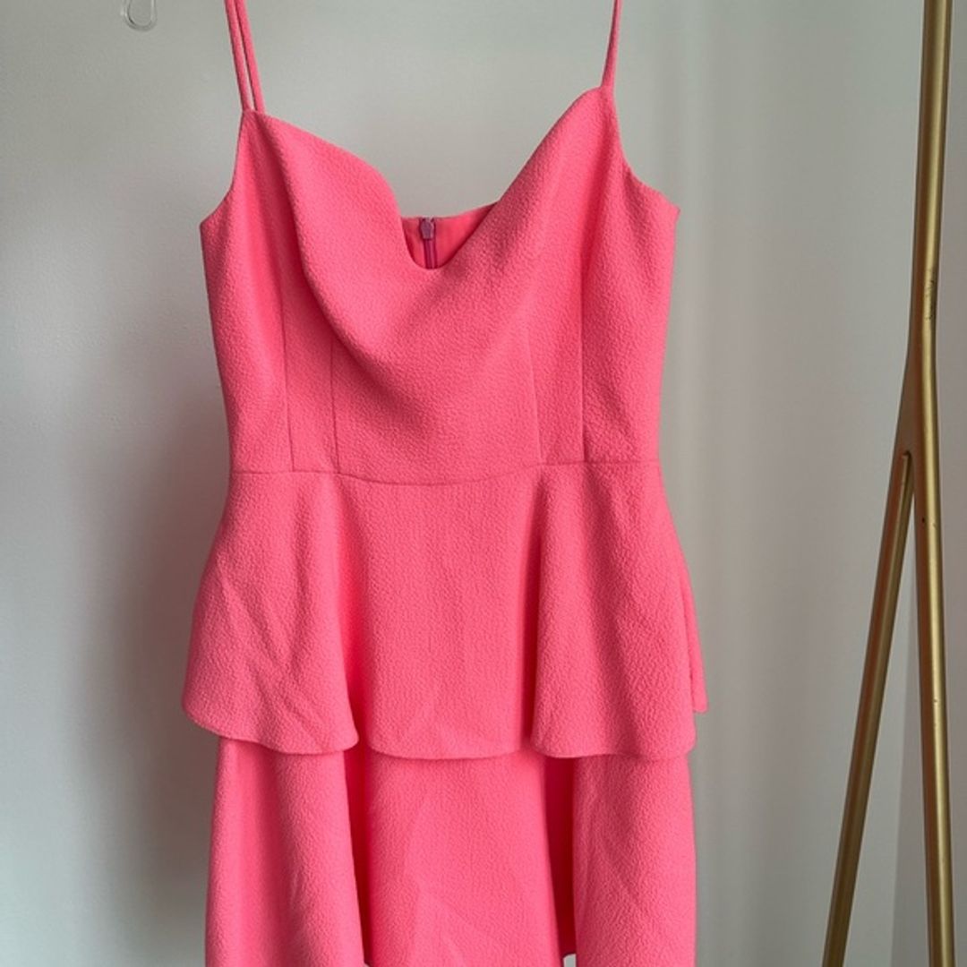NWT Black Halo Coral Peplum Mini Dress