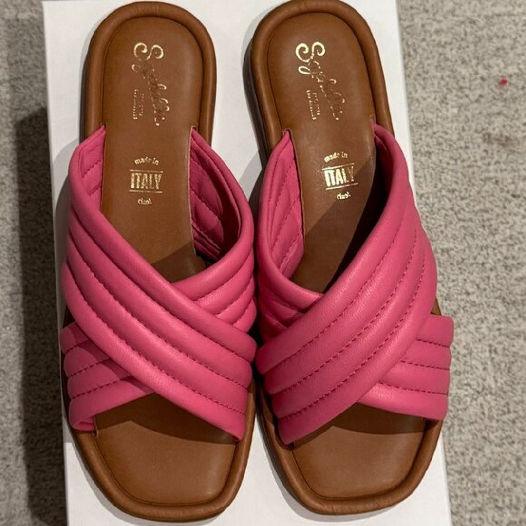 Seychelles Pink Word for Word Flat Sandals
